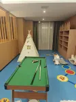 Hechi Rezen Trend Hotel (Jinchengjiang Station Baima Pedestrian Street Branch) - Family