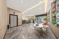 Luliang Xinyue Holiday Hotel