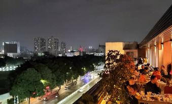 Boson Hotel (Nanning Railway Station No. 36 Middle Store)