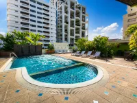 Woraburi Sukhumvit Hotel - Rooftop Pools