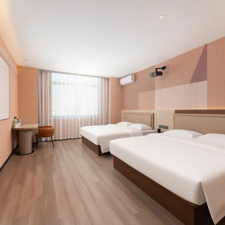 Holiday Lanting · LUXE Smart Audio-visual Designer Homestay