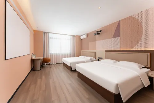 Holiday Lanting · LUXE Smart Audio-visual Designer Homestay - New