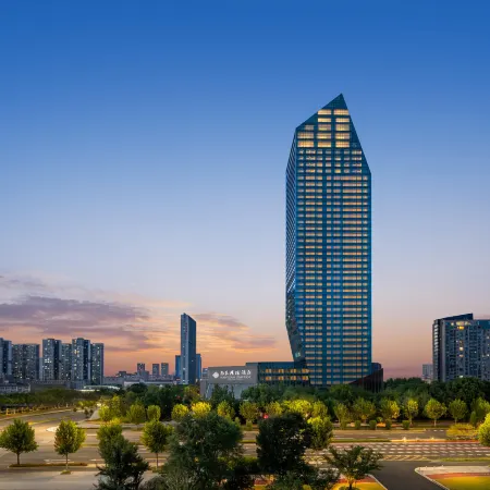 Nanyuan Universe Deluxe Hotel
