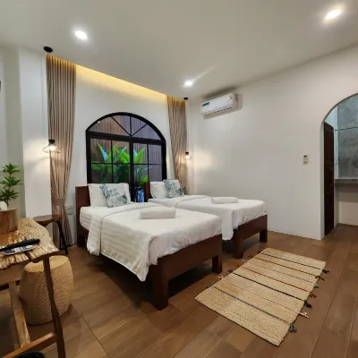 Baan Kor Ra Kang Hotels in der Nähe von Seebrücke Wang Lang Pier in Siriraj