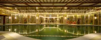 Caohai Spring Hot Spring Holiday Hotel - Family