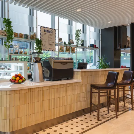 Ramada Encore by Wyndham Istanbul Bayrampasa Отели рядом с достопримечательностью «Байрампаша»