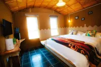 Dunhuang Yishanyiyuan Homestay (Mingsha Mountain And Crescent Spring) - 2 stjerner