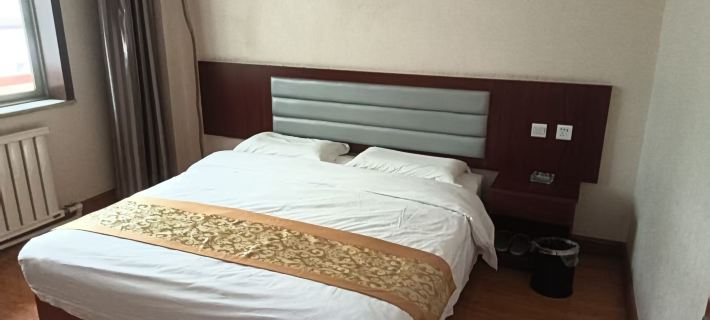 Jinlize Hotel (Baicheng Railway Station) Hotels in Yan'an