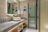 Kaili Xinshishang Hotel