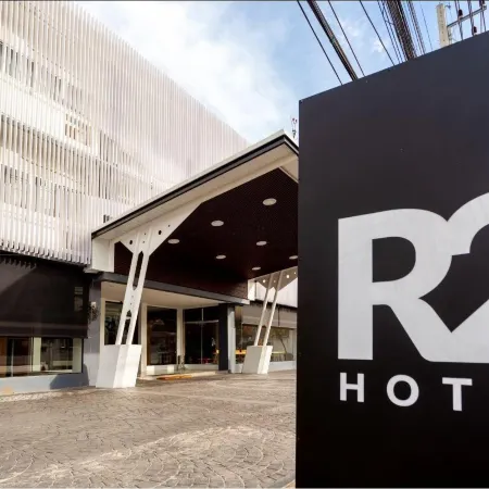 R2 Hotel Chiangmai Отели рядом с достопримечательностью «Мон Ном Сод»