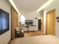 Kameizhai Yunqi Courtyard House - balcón