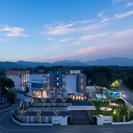 Moganshan Xinyue Resort Hotel