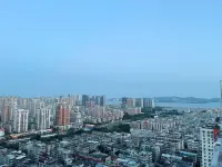 Cloud Cinema · Skyline View | City View Retreat - رومانسي