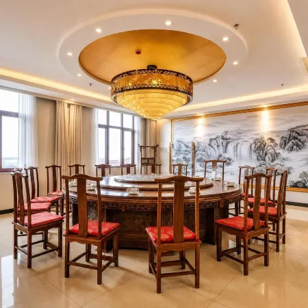 Elan Hotel