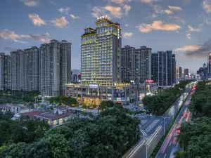 Hua He International Hotel