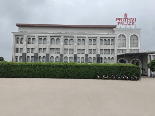 Hotel Prithvi Palace - Pysäköinti