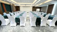 Xixuan Hotel (Korla Peacock River Sailing Plaza) - 4-Star