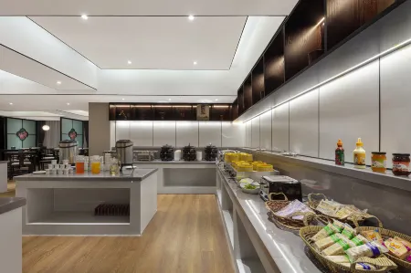 Moshang Qingju Hotel Jiaozuo Отели рядом с достопримечательностью «Jiaozuo University»