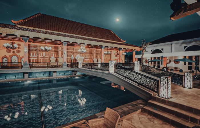 Ramada Suites by Wyndham Solo