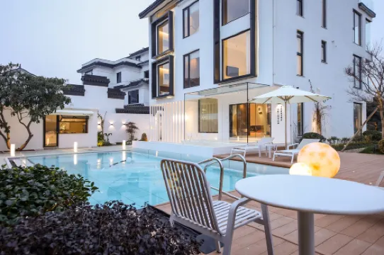 Suzhou Taihu Xishan Island Shenyu Haolu Homestay