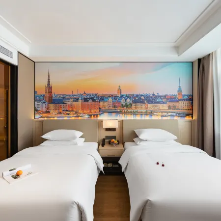 Vienna International Hotel (Huaxing Road, Huaxian County, Anyang City)