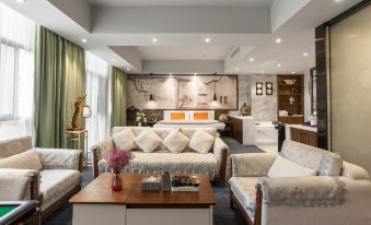 Yeste International Hotel (Hechi Vocational Education Center)