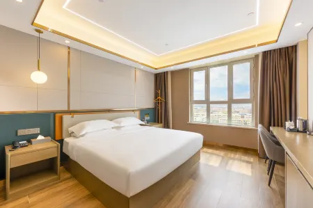 Wassim Hotel (Urumqi Airport Degang Wanda) Отели рядом с достопримечательностью «Xinjiang University of Engineering (Tianjin Road Campus)»