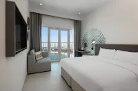 Rove la Mer Beach, Jumeirah Hotels in Jumeirah Beach Residence