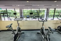 Crowne Plaza CANBERRA by IHG - Gym