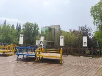 Liqiao River Town Resort - Gym