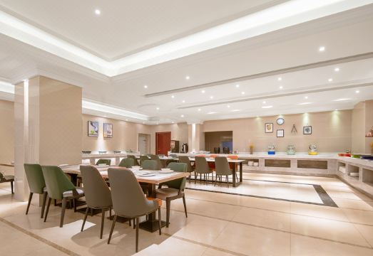 비엔나 호텔 푸동 에어포트 로비