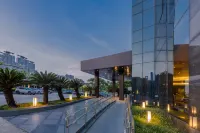 Motel (Shanghai Lujiazui Yushan Road Yuanshen Sports Center) Hotel di Shanghai