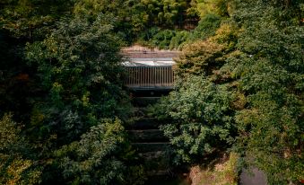 Meijie Mountain Hotspring Resort