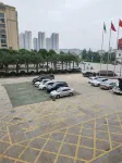 Ruoheng International Hotel - parcheggio