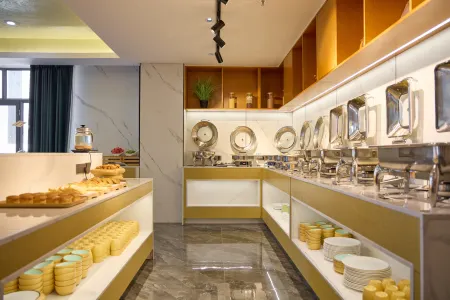 Vyluk Hotel (Hohhot Xinhua Plaza) Отели рядом с достопримечательностью «Inner Mongolia University Gym Teaching Part»