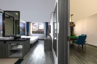 Yichu Hotel - parking