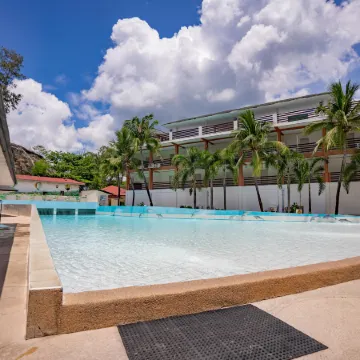 Whiterock Beach Hotel and Waterpark