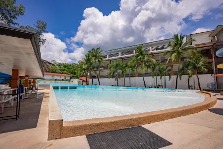 Whiterock Beach Hotel and Waterpark