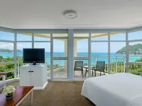 Sunshine Resort Intime Sanya Hotels near Luhuitou Park