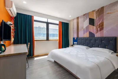 Oula Art Hotel Hotel di Shishi