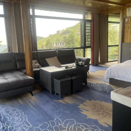 Xiaoqiao Liushui Homestay
