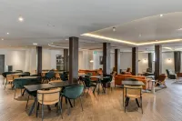 제니튜드 호텔 라 발라디에르, 애센드 컬렉션 호텔