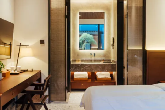 JM Alley Hotel (Beijing Wangfujing Dongsi Subway Station)