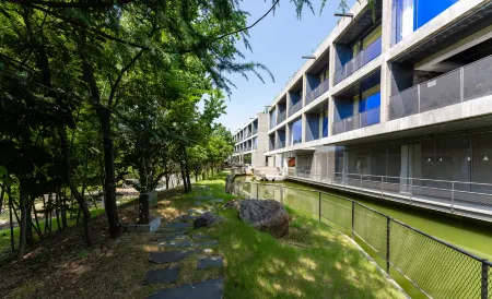 Ankang Cangfanglou Hetang Yuese Hotel