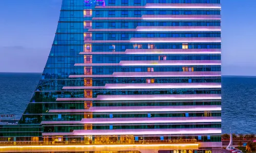 Jinjiang Ducheng Hotel (Housha Square, Jinsha Beach, Yantai Development Zone)