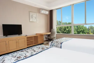 Rongda Hotel (Zhongning East High-speed Railway Station)