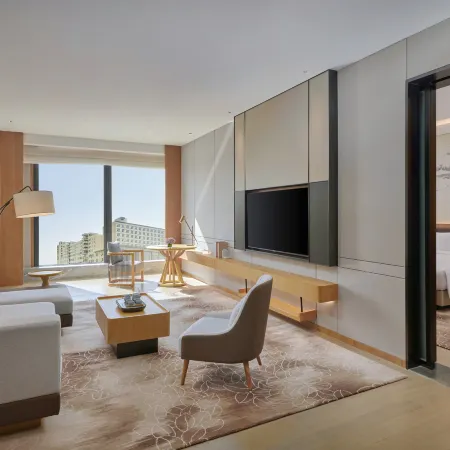 Yuncheng Shenzhen Airlines International Hotel