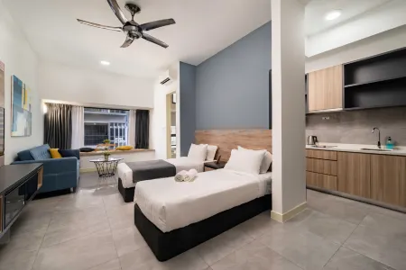 Imperio Residence Seafront by Perfect Host Отели рядом с достопримечательностью «Дворец султанов Малакки»