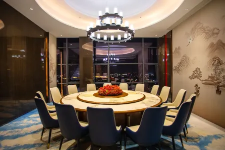 Greenman Lv Yijia Hotel Отели в г. Поянху