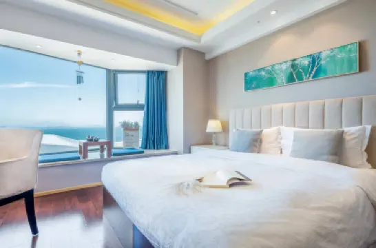Xilaide Seaview Apartment Hotel Hotels near Donggang Musical Fountain Square